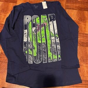 Long sleeve tee